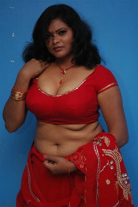 Hot Actress Tamil Hot Aunty Navel Photo Gallery