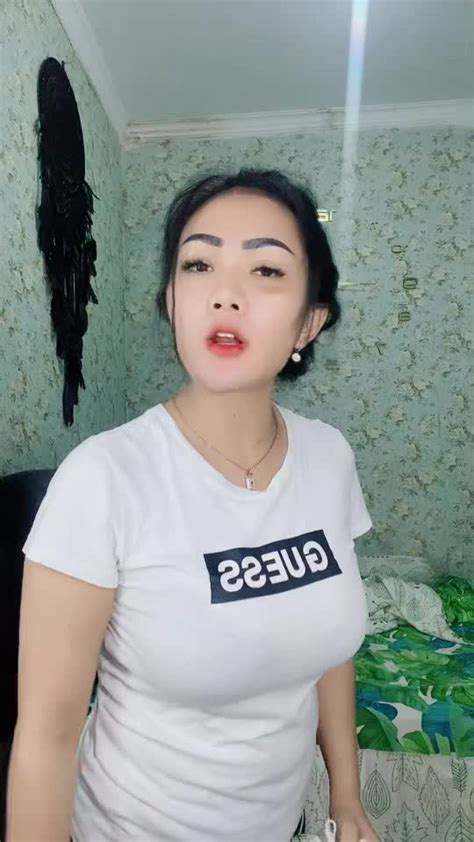 Janda Gemoy Goyang Ebot Bigo Live Tante Desah Hot Claudia Cindi