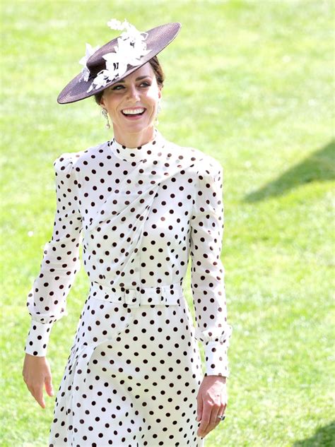 Kate Middleton Seemingly Re Creates A Classic Princess Diana Outfit At