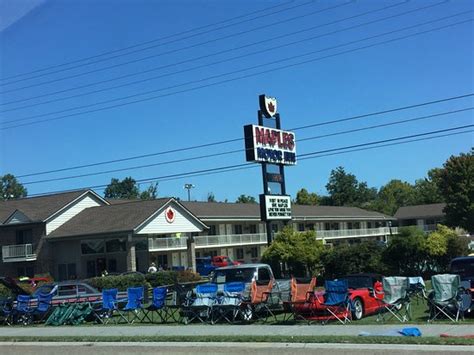 Maples Motor Inn 2017 Prices Reviews And Photos Pigeon Forge Tn