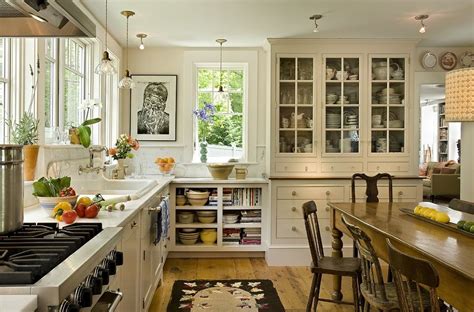 English Styled Kitchen Special Aspects Of Decoration