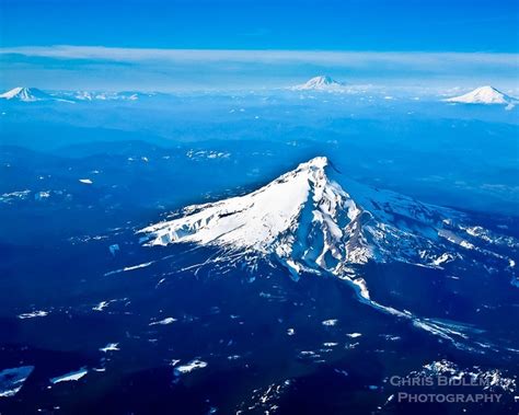 Four Volcanic Mountains Cascade Range Cascade Mountains Mountains