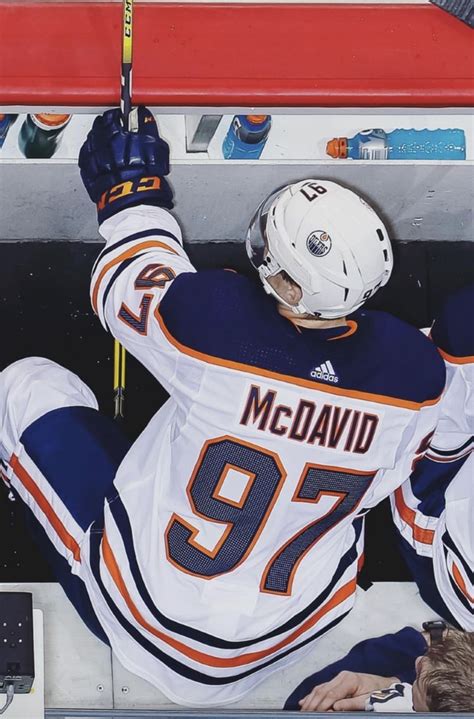 Aug 03, 2021 · macbook air ipad full screen 2560×1440 cute lock screen wallpaper home screen view connor mcdavid super cool hockey wallpapers. Pin on 4 • NHL | Players