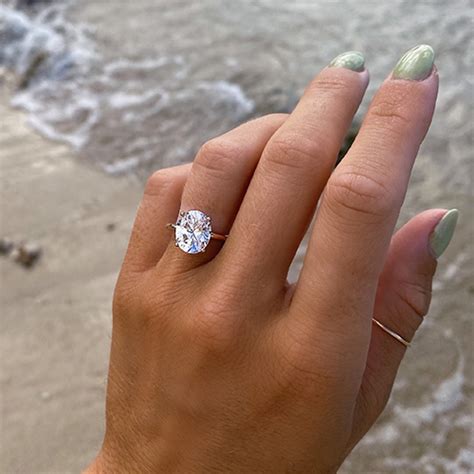 Hailey Biebers Engagement Ring The Ultimate Guide