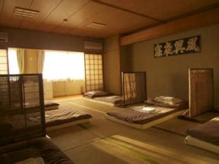 Log in or create an account to see photos of tomba kuma. Matsuyama travel guide (Shikoku) - youinJapan.net