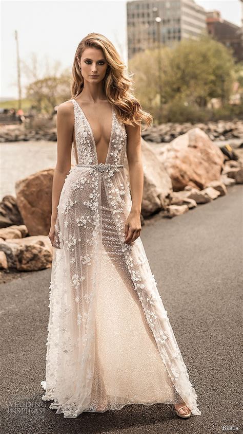 Berta Spring 2018 Wedding Dresses — Campaign Photos Vestidos De Novia Moda De Novio Moda Nupcial