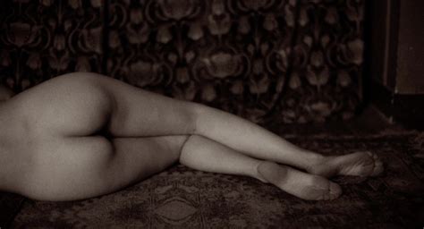 Sexy Noémie Merlant Nude – Curiosa (8 Pics + Video)