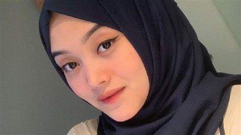 Natalie Holscher Gugat Cerai Sule Instagram Putri Delina Diserang Netizen Tribun