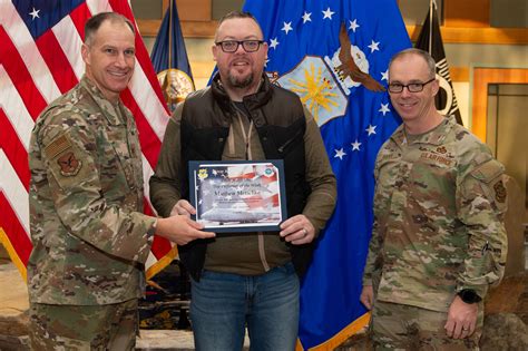 Dover Afb Leadership Recognizes Afmao Top Performer Dover Air Force