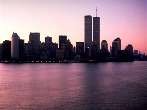 New York With Twin Towers Cityscapes Wallpaper