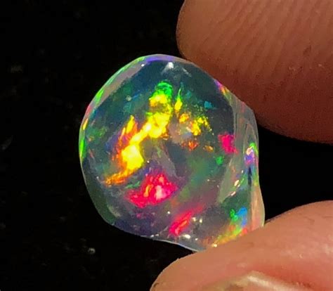 21ct Supreme Mexican Crystal Opal Om