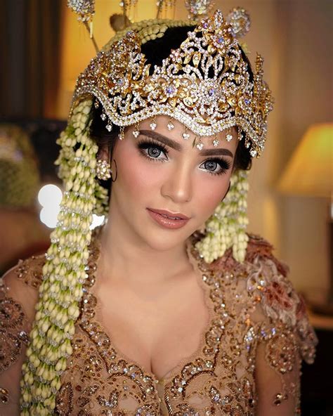 hepi herviani wattimena hepidavid foto dan video instagram kebaya indonesian wedding