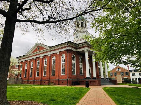 Historic Loudoun County Courthouse In Leesburg Virginia Paul Chandler