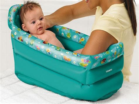 Tomy Inflatable Baby Child Bath Soft Portable Kids Bath Tub Ideal For