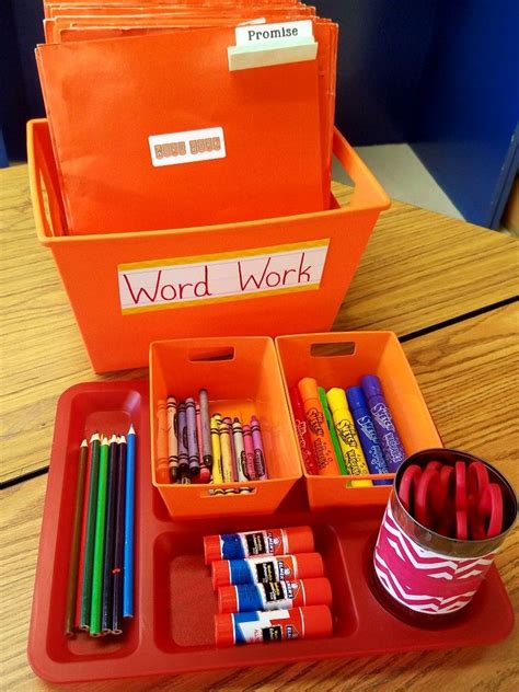 Such An Easy Way To Organize Literacy Station Supplies Student Table