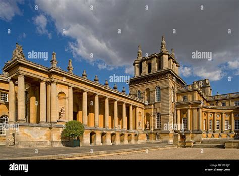 Woodstock Blenheim Palace 1722 Buillt For John Churchill 1st Duke Of