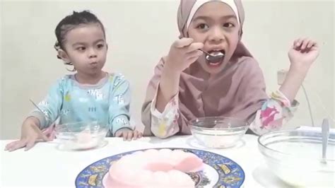 Jerit pada mereka dan sebagainya. cara buat puding kesukaan anak anak - YouTube