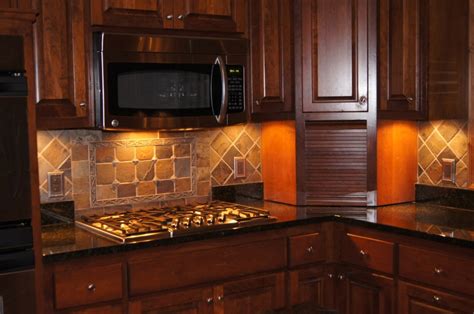 Back then, people were just starting to use honed granite, which i happened to love. Decorative Natural Stone Backsplash - Tile Contractor ...