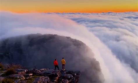 The Weather Network Nature Rare Cloud Waterfall Caught On Camera