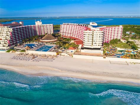 Crown Paradise Club Cancun Updated 2021 Prices Reviews And Photos