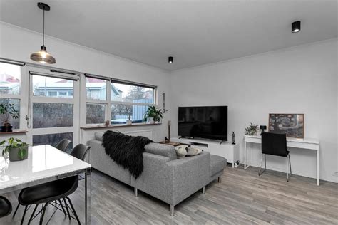Apartment Cozy 1 Bedroom Apt With A Patio Reykjavík Iceland