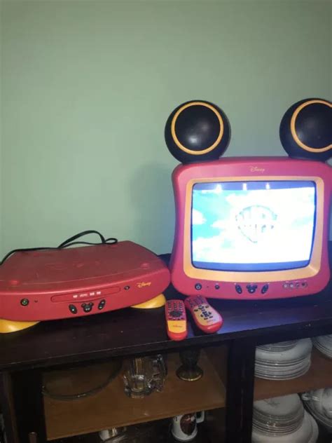 Disney Mickey Mouse Retro Crt Television With Dvd Player And 2 Remotes