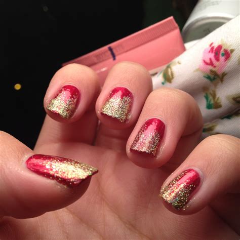 loooooove my christmas nails red and gold glitter
