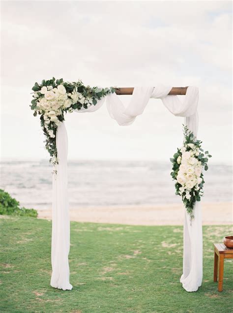 Hawaiian Wedding At Loulu Palm Estate Beach Wedding Arch Wedding