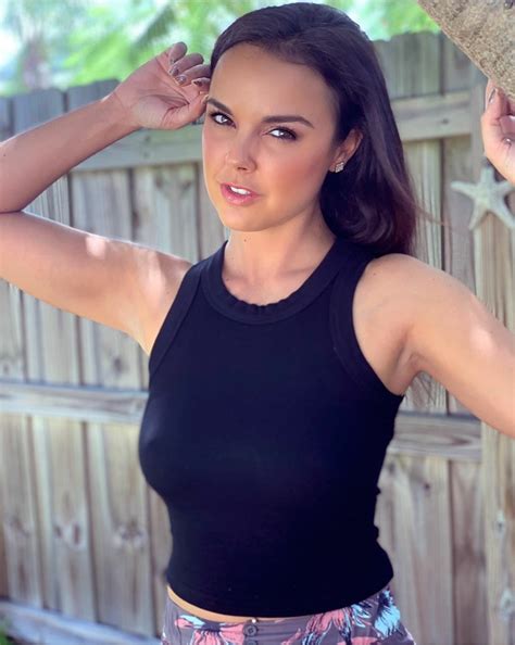 How Is She Not Married Proper Wifey Dillionharper