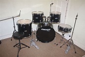 Fender Starcaster Black 5 Piece Drum Kit including cymbals stands ...