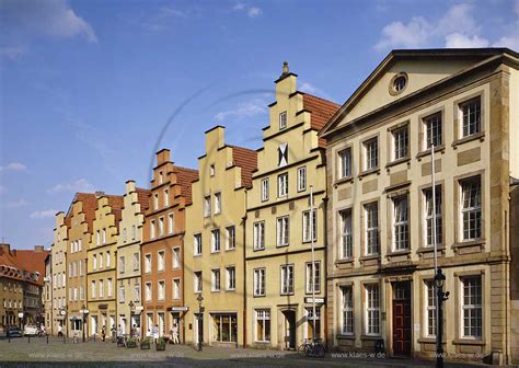It is home to around 165,000 people and surveys have proved them to be the most satisfied citizens in germany. Osnabrück, Markt
