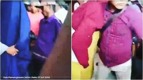 Viral Video Detik Detik Warga Giring Sejoli Mesum Di Toilet Masjid