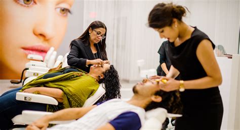 Still, my brows had to be polished (read: Eyebrow Threading Aftercare | Tips for Care After Threading