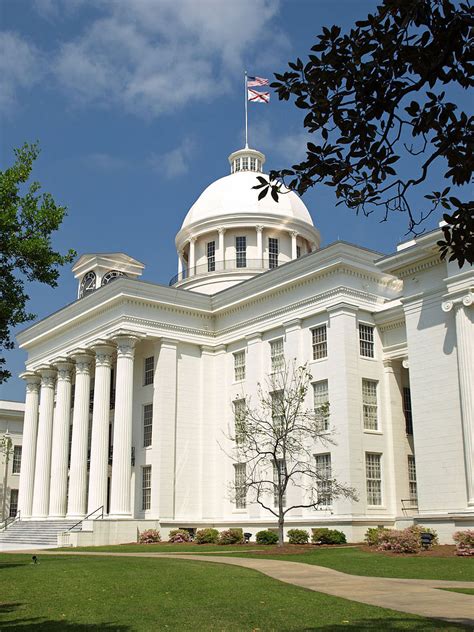 Alabama State Capitol Front Apr2009 Capitole De LÉtat De Lalabama