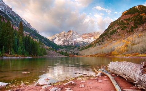 Maroon Lake Mountains Trees Sky Clouds Wallpaper