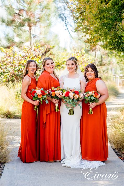 21 Fall Wedding Color Schemes We Love