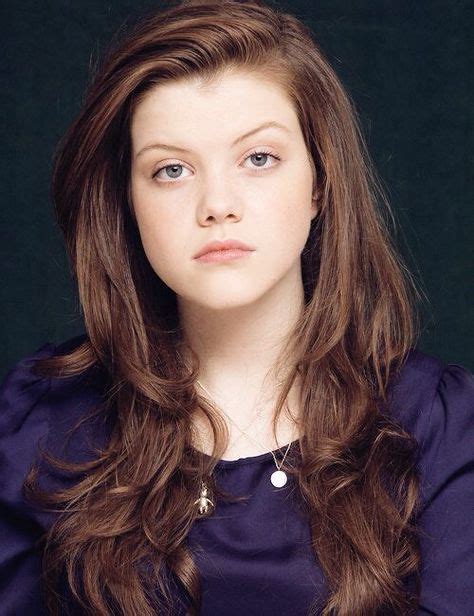 georgie henley ♥️ with images georgie henley long layered hair famous people celebrities