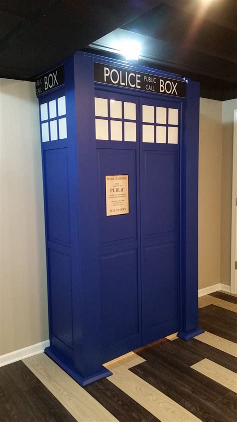 Dr Who Tardis Doorway To Basement Office