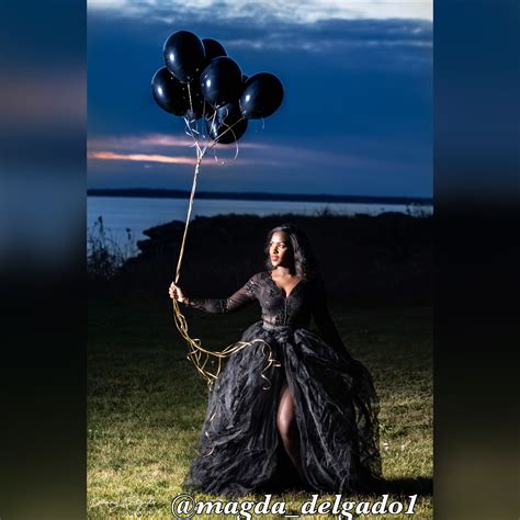 Denver birthday photographer kate spade themeplease scroll to the bottom to see all of our amazing collaborators for this shoot!how do you want to celebrate your denver birthday? 30th birthday photoshoot. Black tutu, black balloons ...