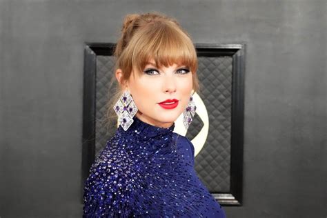 Taylor Swift Grammys 2023 She Wears Midnights Themed Dress