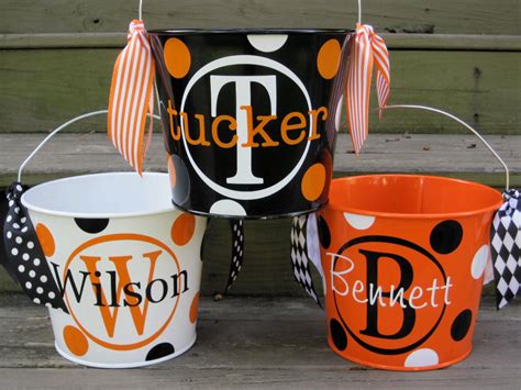 5qt Halloween Trick Or Treat Bucket Whandlespersonalized Etsy