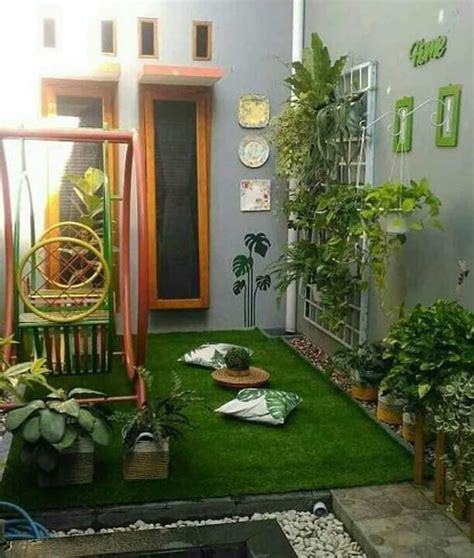 Taman minimalis depan rumah pastinya akan mempercantik rumah, apalagi orang melihat bagian ini pertama kali. Minimalis, Ini 16 Contoh Desain Taman di Dalam Rumah yang ...