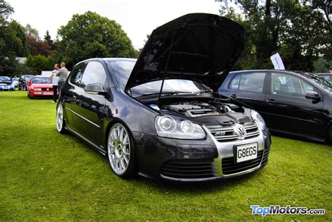 Slammed Golf Mk5 R32 In Anchorite Grey On Air Ride With Bbs Chs Vw