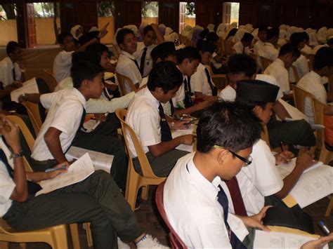 Sekolah menengah kebangsaan bandar puchong jaya (b) atau nama ringkasnya smk bandar puchong jaya (b), merupakan sebuah sekolah menengah kebangsaan yang terletak di jalan tempua 3. ANJUNG MINDA RESOURCES: BENGKEL PECUTAN AKHIR PMR-SMK ...