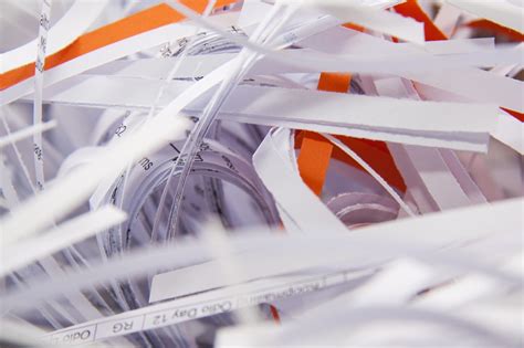 5 Reasons Why Its Crucial To Shred Confidential Documents Business