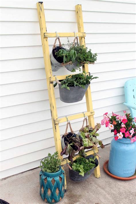 Diy Vertical Garden For Your Porch The Country Chic Cottage