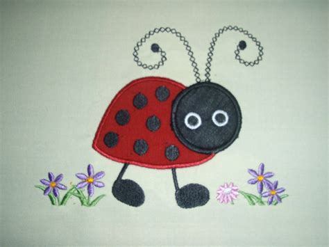 Ladybug Applique Design ~ Applique Machine Embroidery Designs