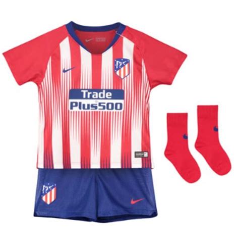 Atletico madrid kit 2018/19 found in tsr category 'sims 4 male clothing sets'. Acquista Kit da calcio per bambino Atletico Madrid 2018 ...