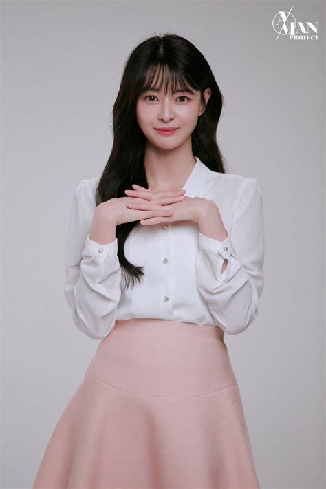 Maybe you would like to learn more about one of these? 권나라 CF촬영 현장 비하인드 - 걸그룹/연예인 - 움짤저장소