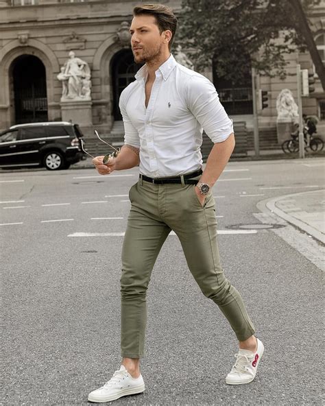Chinos Pants Idea For Springtime This Year Vialaven Com Mens Casual Outfits Mens Fashion